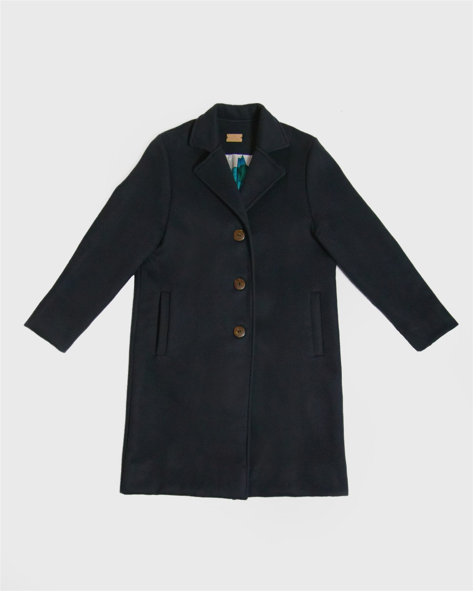 The Essential Coat: Elevate Your Everyday
