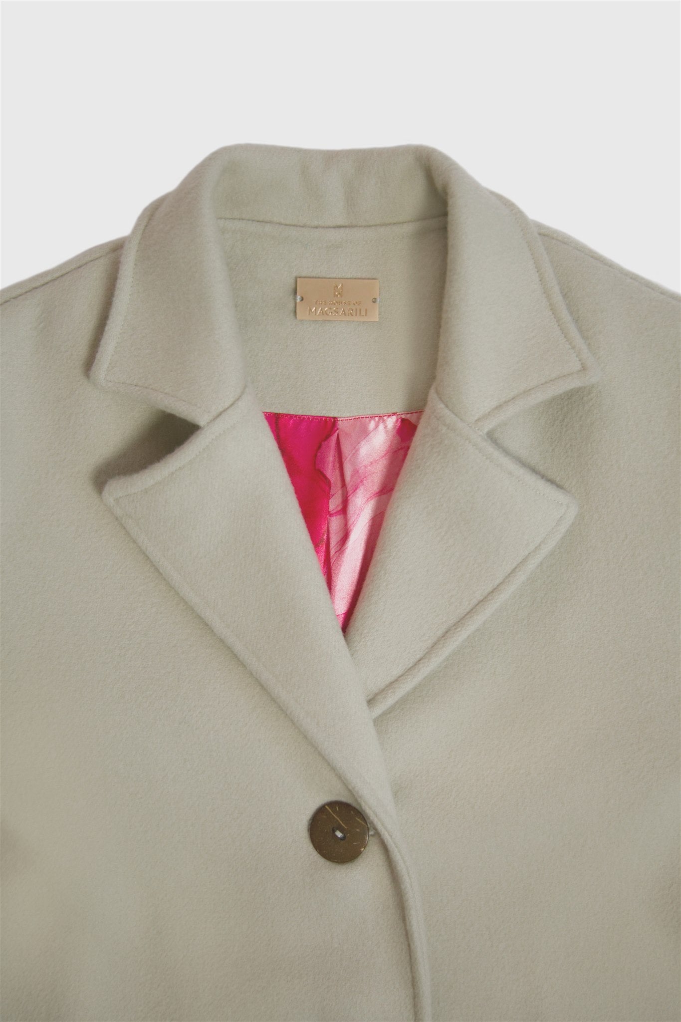 The Essential Coat: Elevate Your Everyday